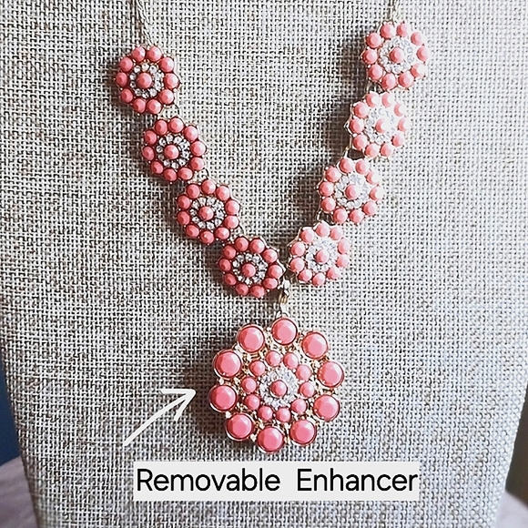 Premier Designs Spring/Summer Necklace w/Removable Enhancer - Picture 2 of 3